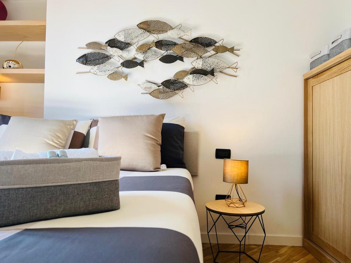 Suite "Le Vele" In The Heart Of The City كالياري المظهر الخارجي الصورة