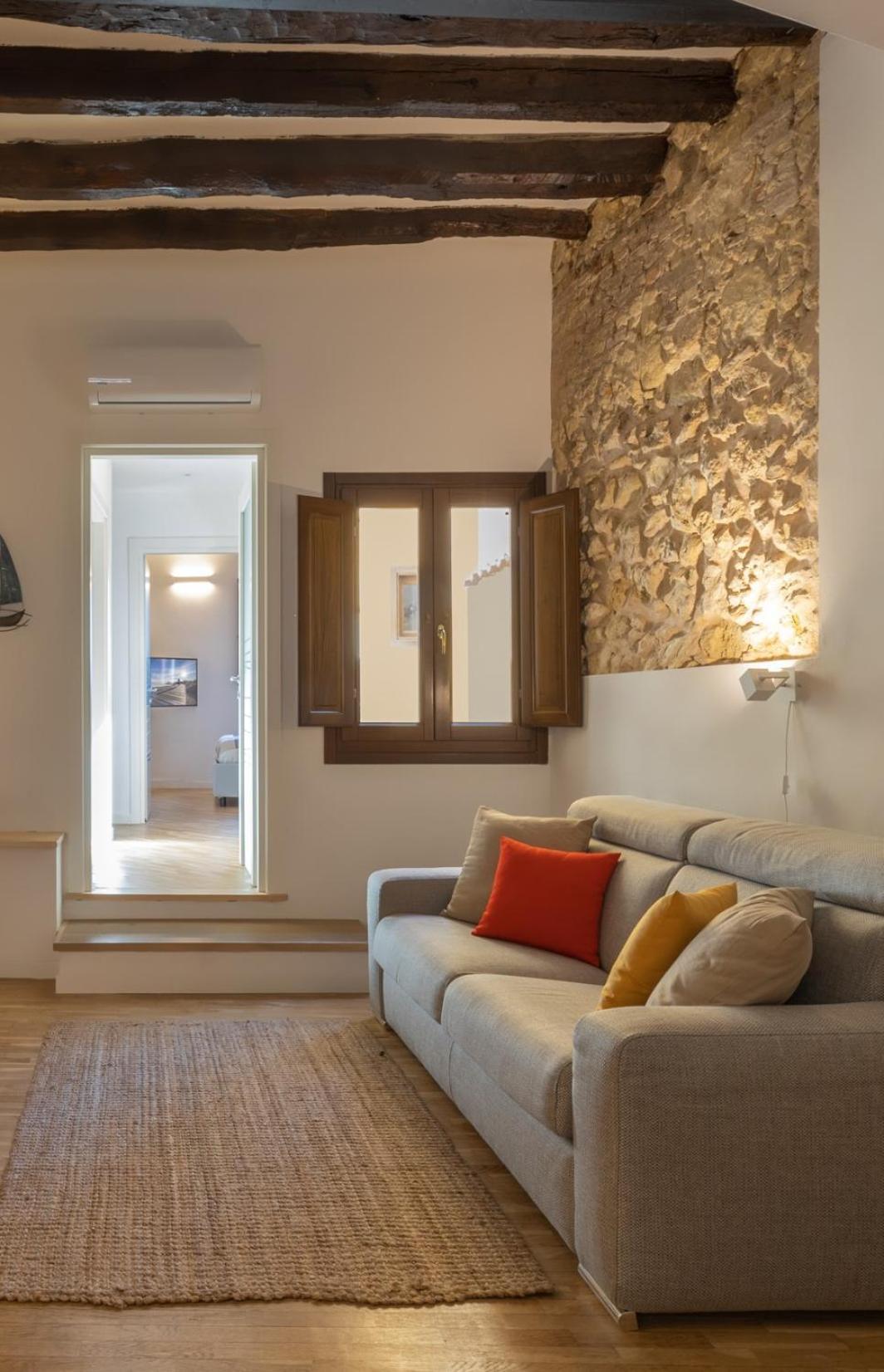 Suite "Le Vele" In The Heart Of The City كالياري المظهر الخارجي الصورة
